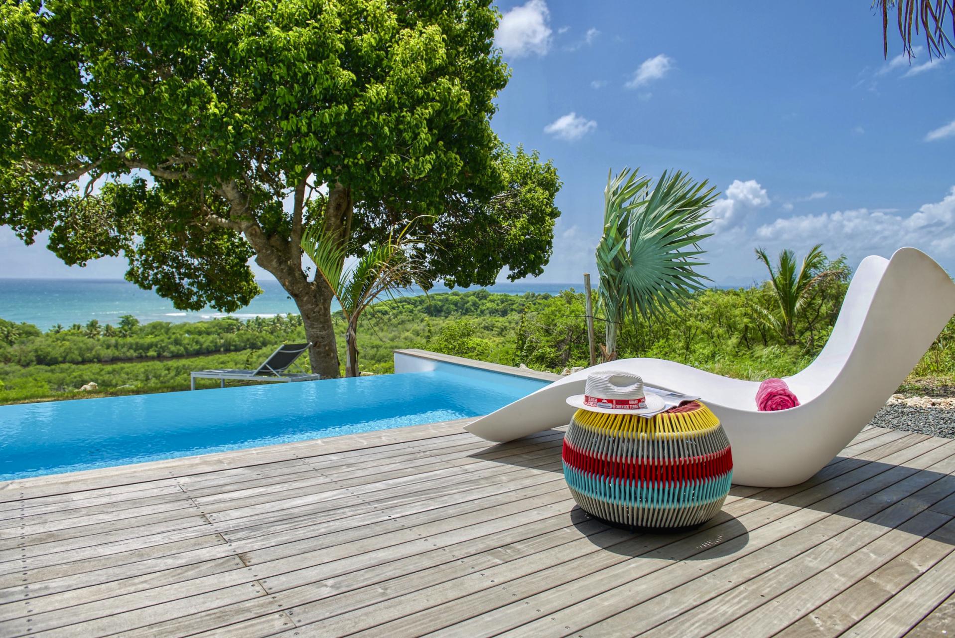 1.Location villa piscine vue mer Sainte Anne Guadeloupe